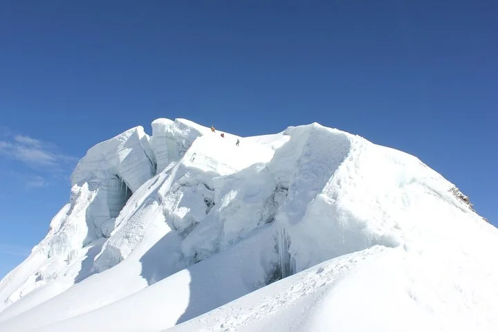 Huayhuash - Vallunaraju (7)