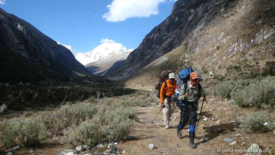 Peru-Trekking-Quebrada-Quillqueyhuanca-Cojub-und-Ishinca-04