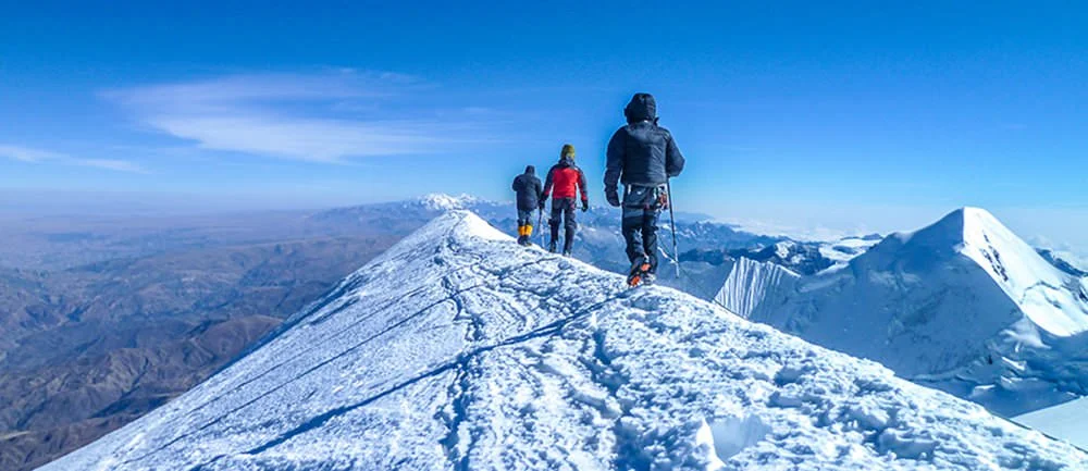 equeno Alpamayo, Huayna Potosi und Illimani (6)